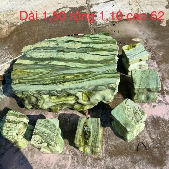 Bàn ghế đá khối 01