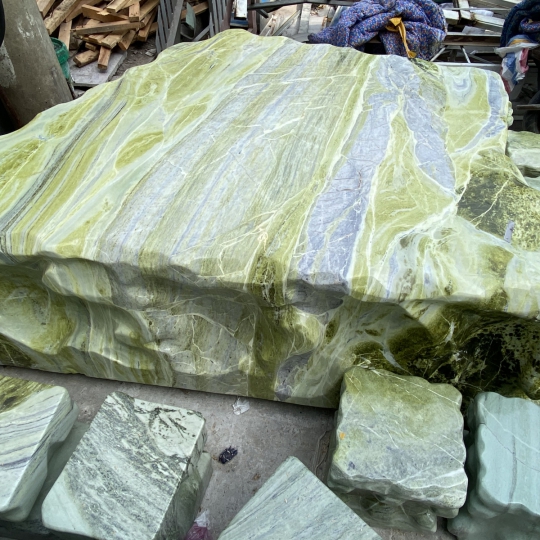 Bàn ghế đá khối 04