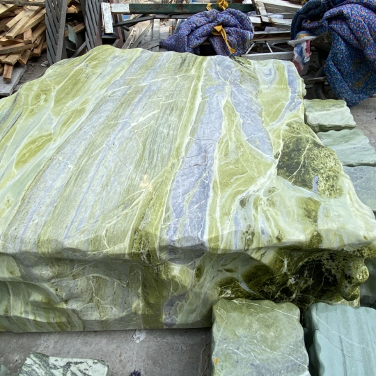 Bàn ghế đá khối 04